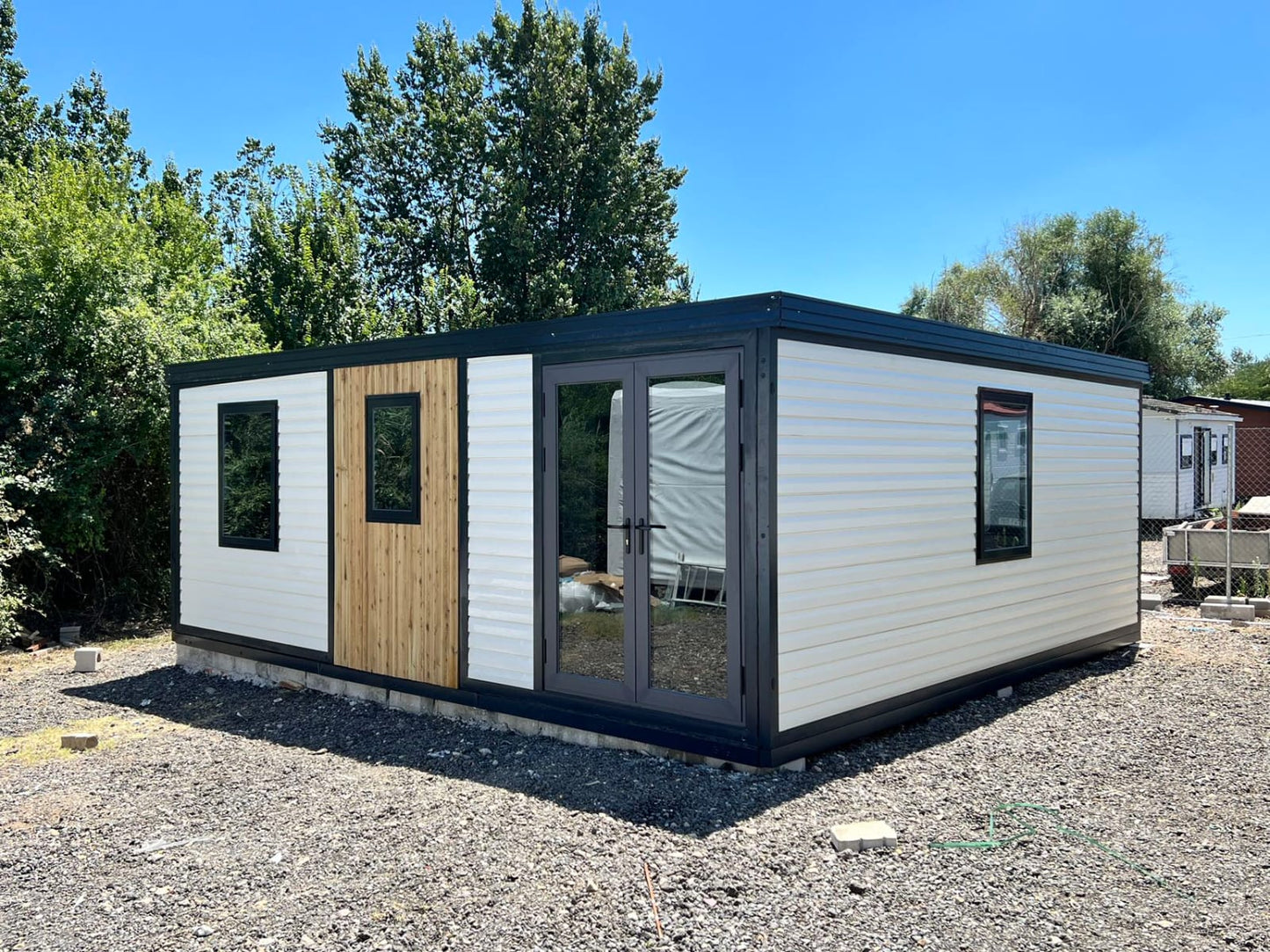 20FT Tiny Portable Modular 2 Bedroom House Villa Foldable Smart Prefab Container Homes - The SmartSpace