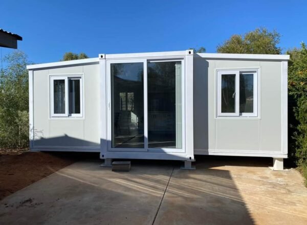 SmartSpace 30FT 3 Bedroom House — image 5