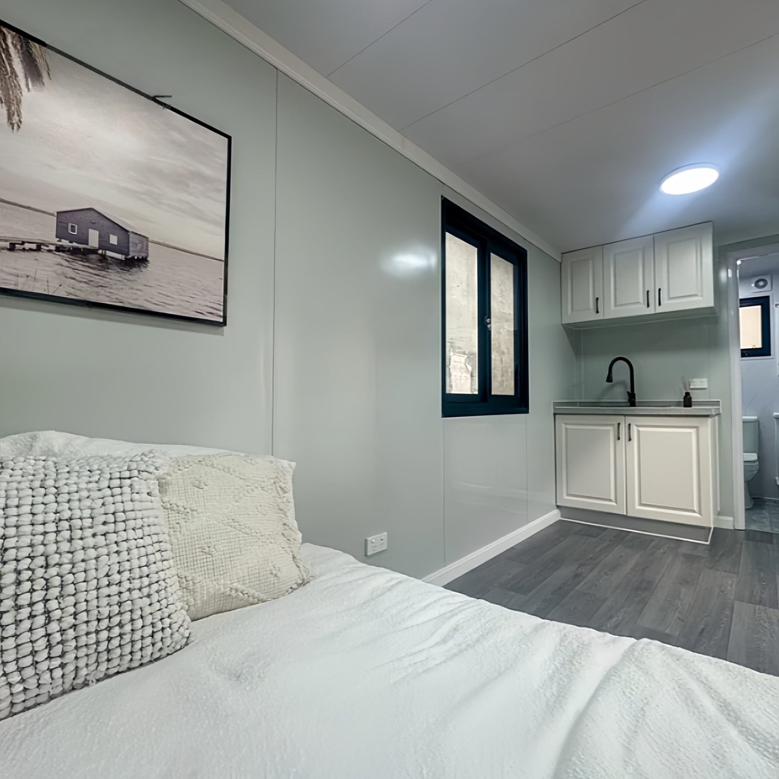 SmartSpace 40FT 4 Bedroom House — image 6