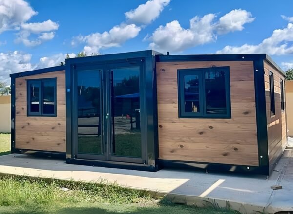 SmartSpace 40FT 4 Bedroom House — image 3